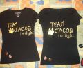 ručne vyrobené Team Jacob tričká :)