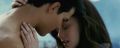 Jacob-Bella-Kiss-eclipse-jacob-black-15280366-672-272.jpg